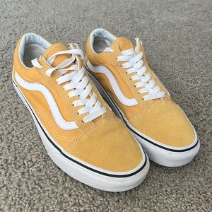 Size 9.5 golden yellow Old Skool sneaker